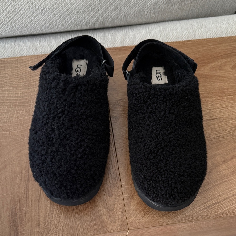 UGG Black Fuzzy Slippers